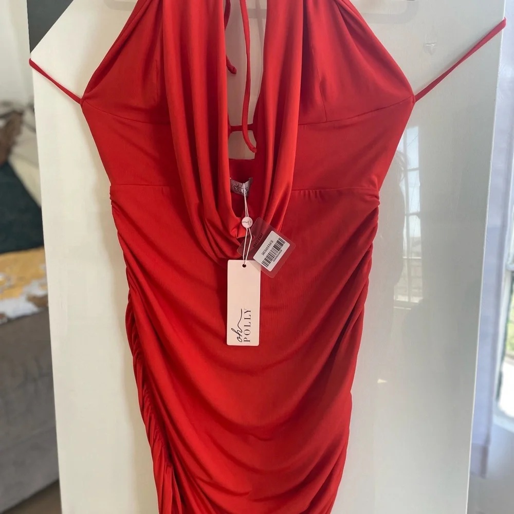 Elegant Red Halter Dress - Picture 9 of 14